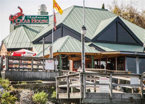 Charleston crab house - Fresh Lowcountry seafood every day-all day! Waterfront dinning on the Intracoastal Waterway. Casual atmosphere. Large groups welcomed. Reservations accepted."Southern Seafood and a Darn Good Time" 843-795-1963 